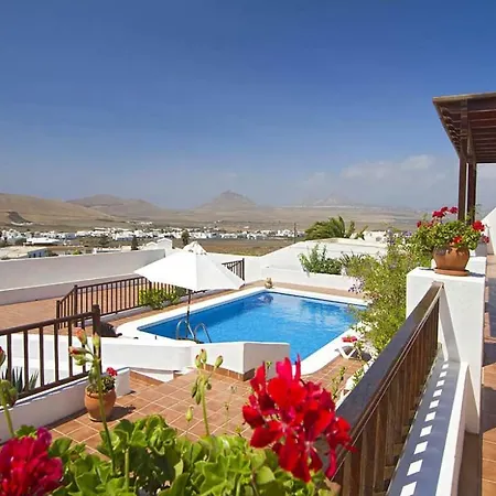 Sleeps 6 Pool Wifi